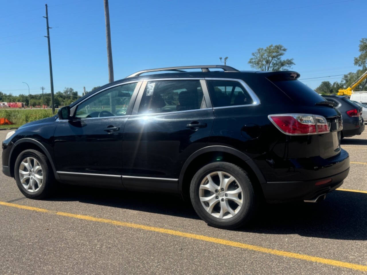 2011 Mazda CX-9 for sale at LUXURY IMPORTS AUTO SALES INC in Ham Lake, MN