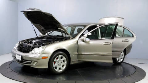 2005 Mercedes-Benz C-Class C 320 4MATIC