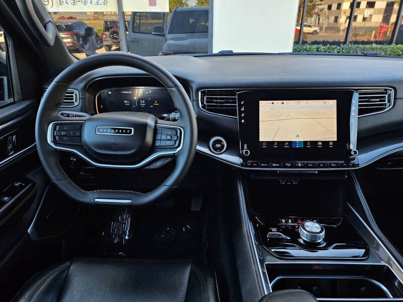 2024 Jeep Wagoneer L