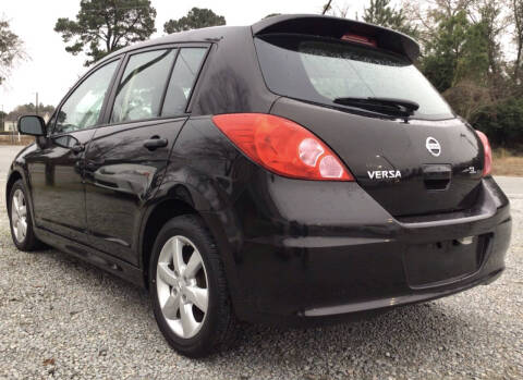 2011 Nissan Versa 1.8 SL