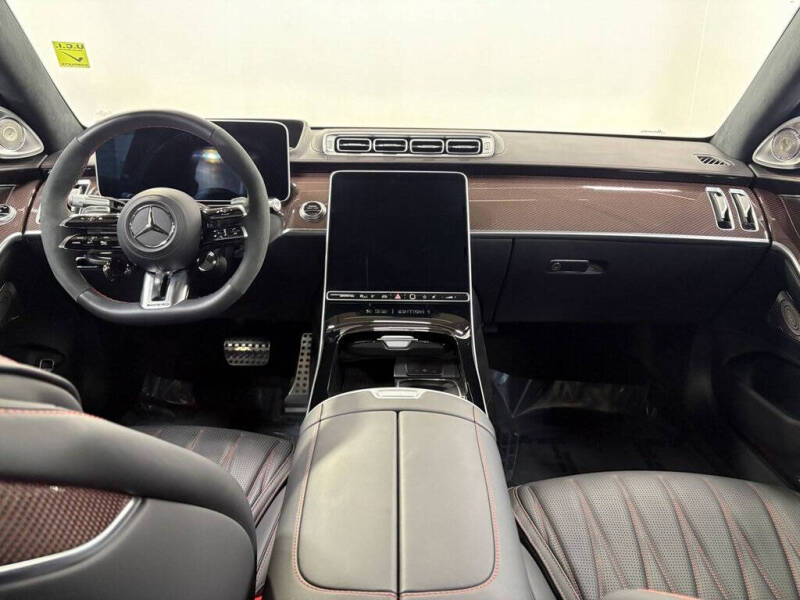2024 Mercedes-Benz S-Class AMG S 63 E Performance