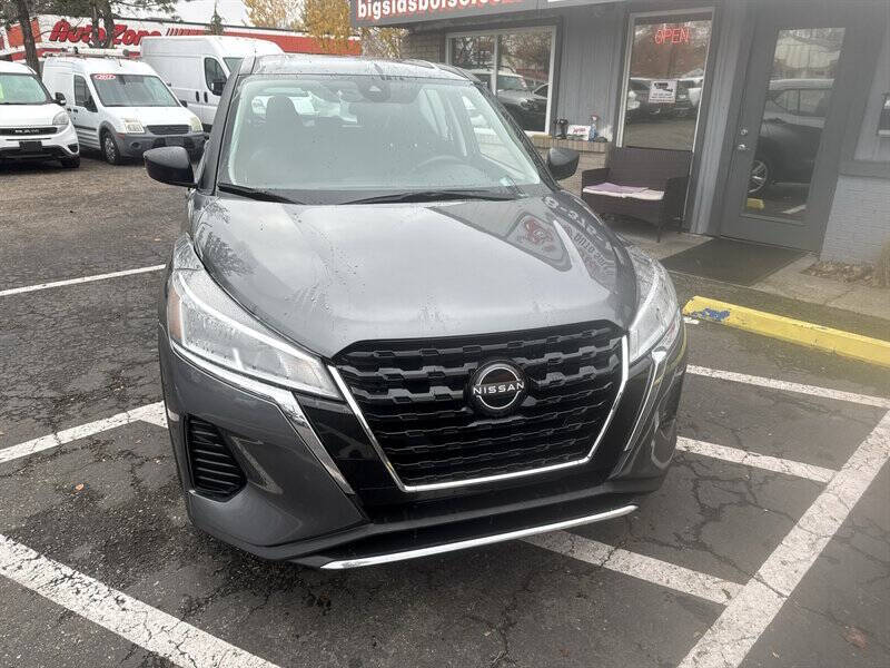 2024 Nissan Kicks S