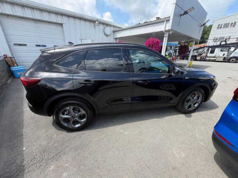 2025 Ford Escape ST-Line Select