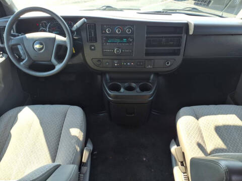 2019 Chevrolet Express LT 2500