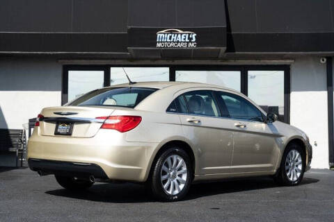 2011 Chrysler 200 Touring
