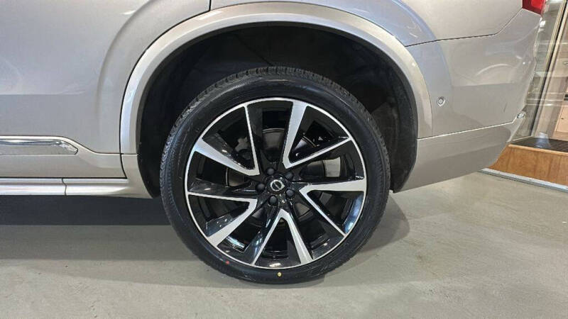 2023 Volvo XC90 B5 Plus Bright Theme