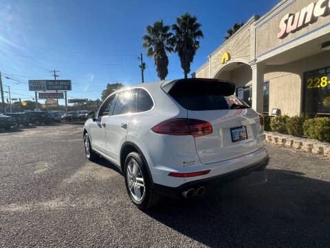 2015 Porsche Cayenne S