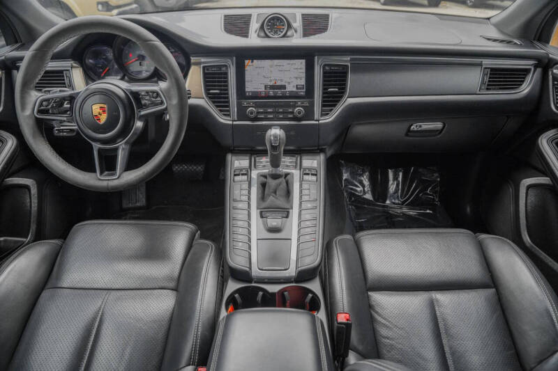 2018 Porsche Macan GTS