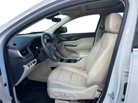 2022 GMC Acadia Denali