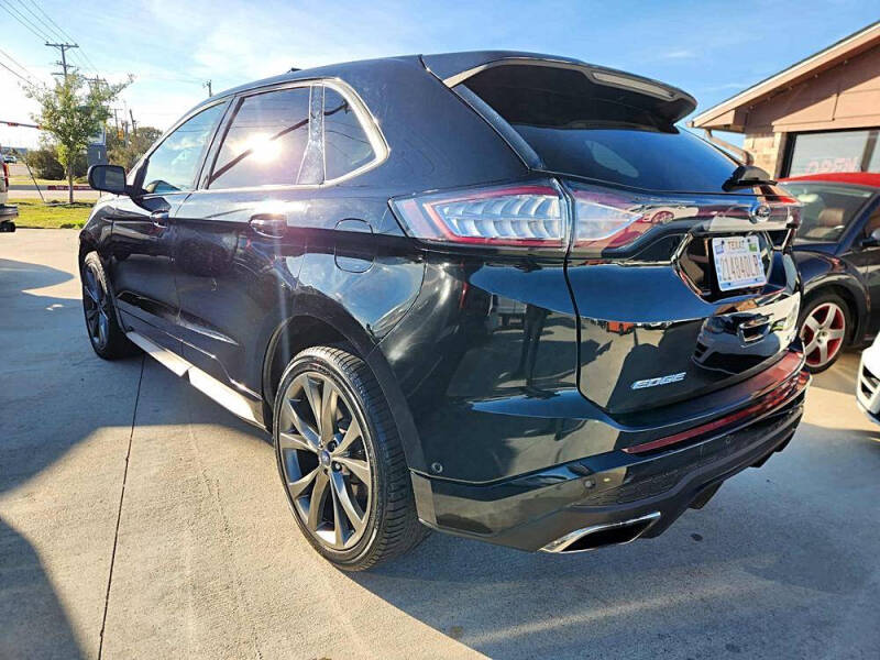 2016 Ford Edge Sport