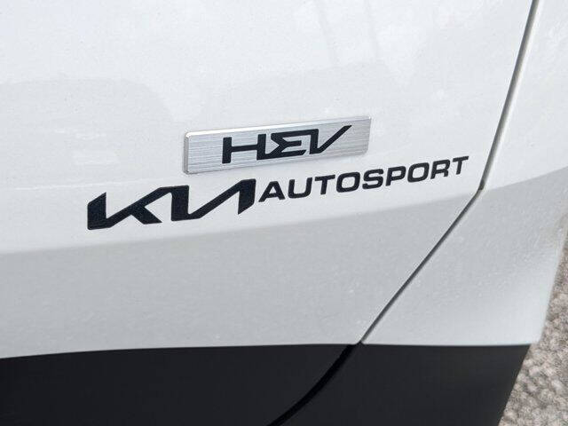 2024 Kia Sportage Hybrid LX