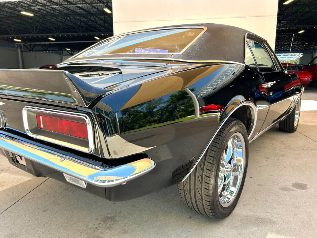 1967 Chevrolet Camaro 18