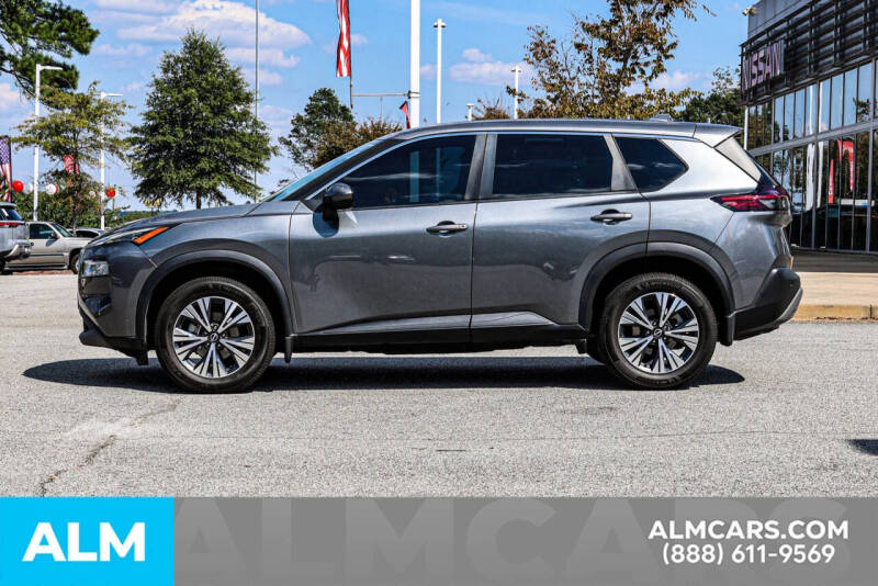 2022 Nissan Rogue SV