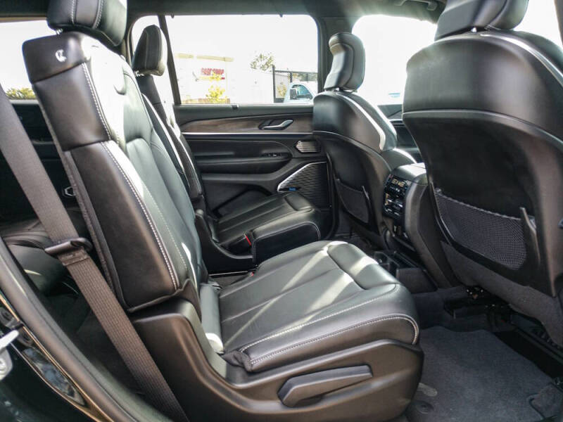 2022 Jeep Grand Cherokee L Overland