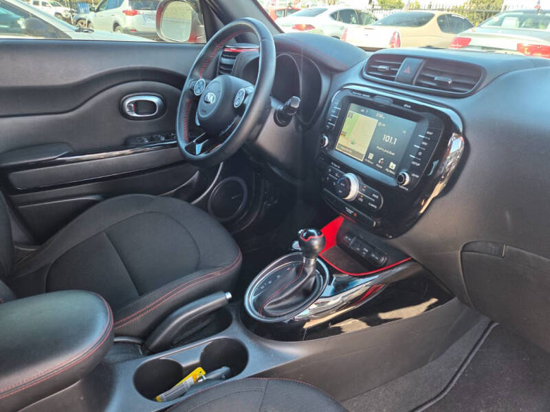 2019 Kia Soul +