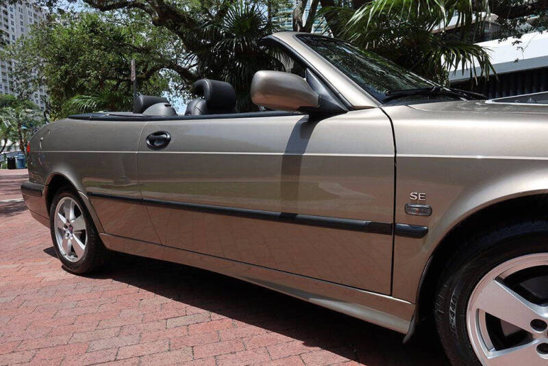 2003 Saab 9-3 SE