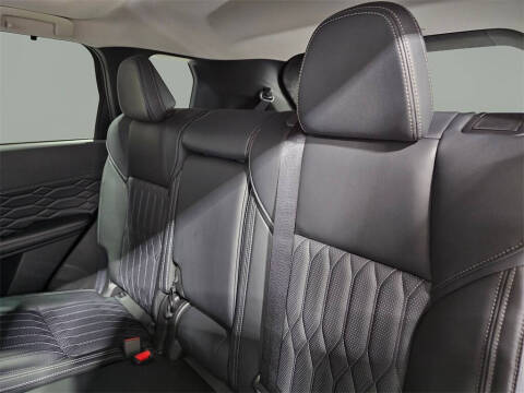 2025 Mitsubishi Outlander SEL