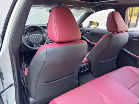 2022 Lexus IS 300