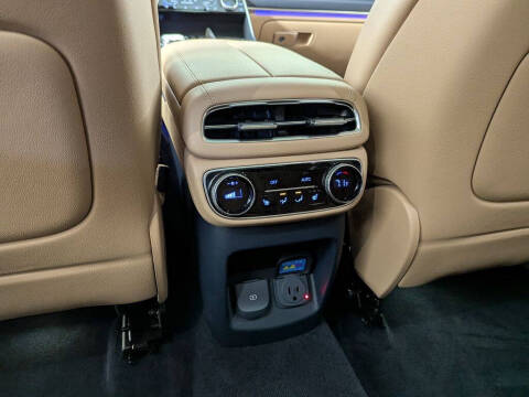2024 Genesis GV80 2.5T