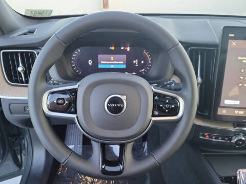 2026 Volvo XC60 B5 Core