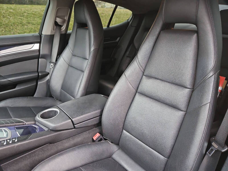 2014 Porsche Panamera 4