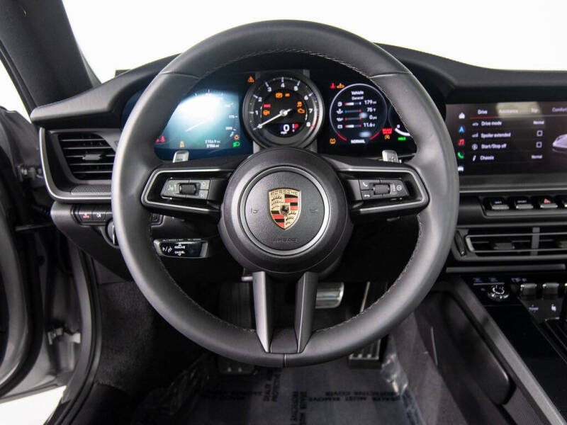 2024 Porsche 911 Carrera