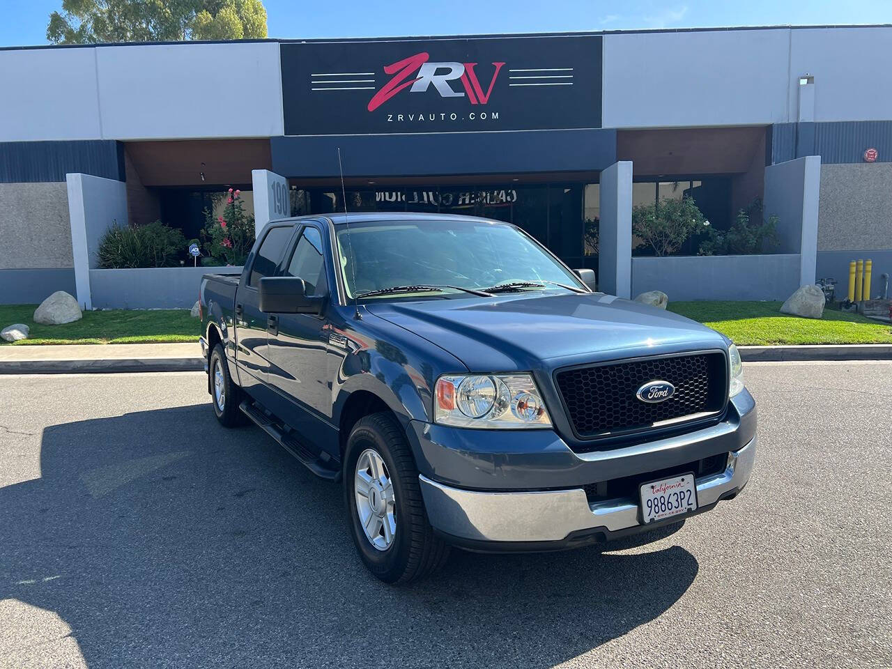 2004 Ford F-150 for sale at ZRV AUTO INC in Brea, CA