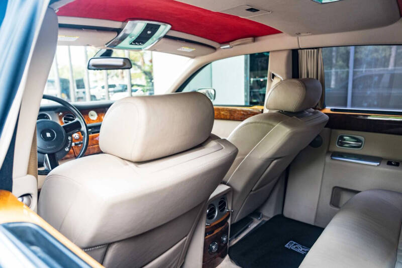 2004 Rolls-Royce Phantom