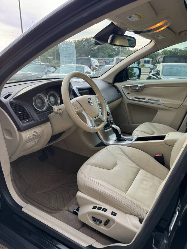 2013 Volvo XC60 3.2 Platinum