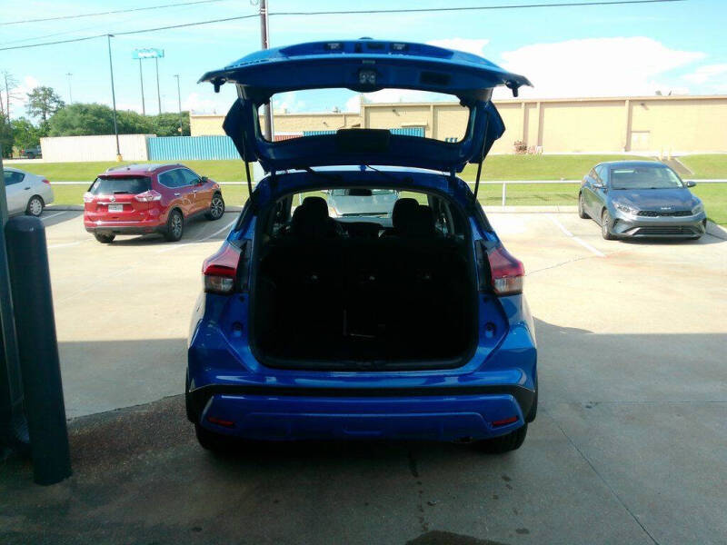 2025 Nissan Kicks Play S