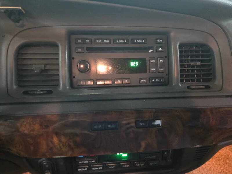 2009 Mercury Grand Marquis LS