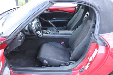 2016 Mazda MX-5 Miata Club