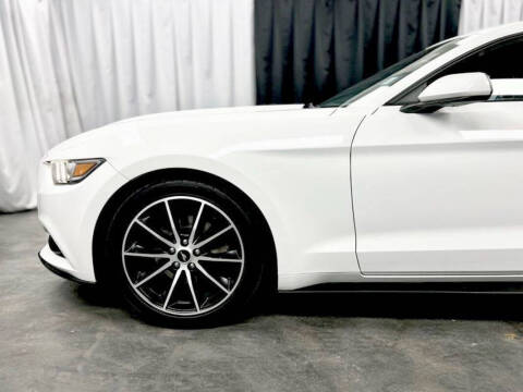 2017 Ford Mustang EcoBoost