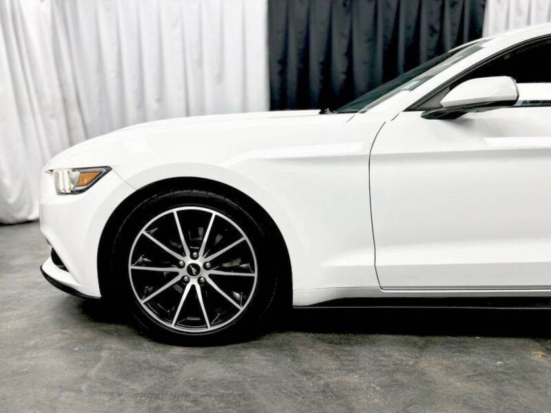 2017 Ford Mustang EcoBoost