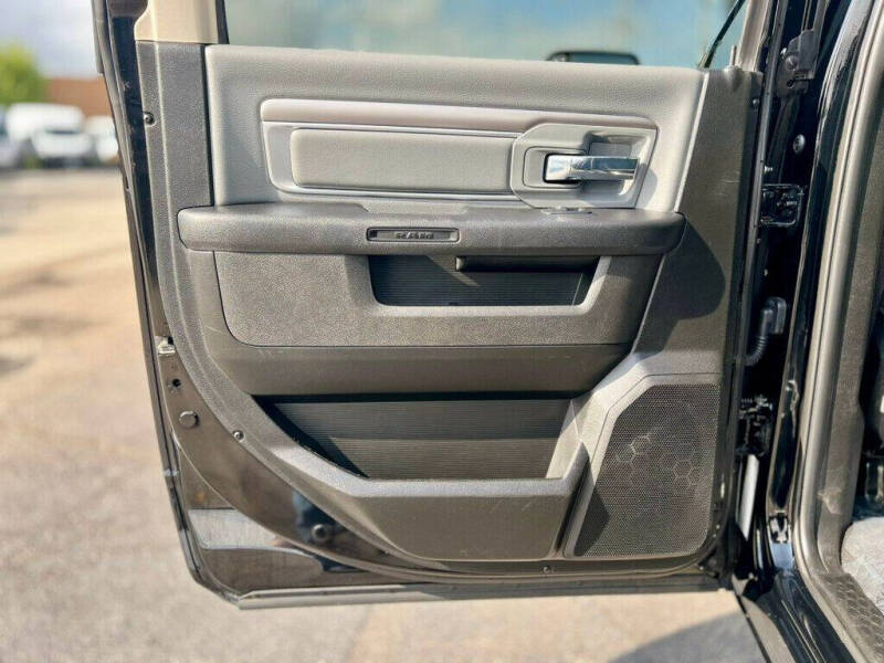 2023 RAM 1500 Classic