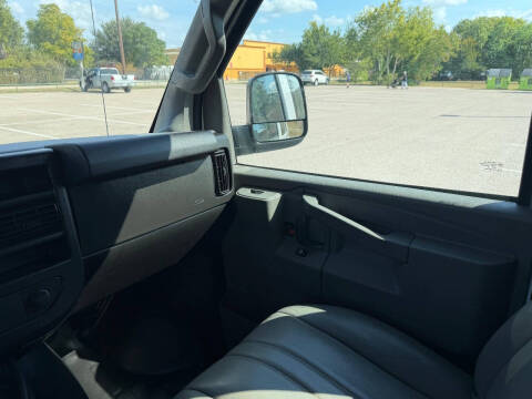 2021 Chevrolet Express 2500