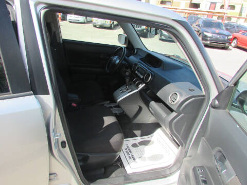 2009 Scion xB