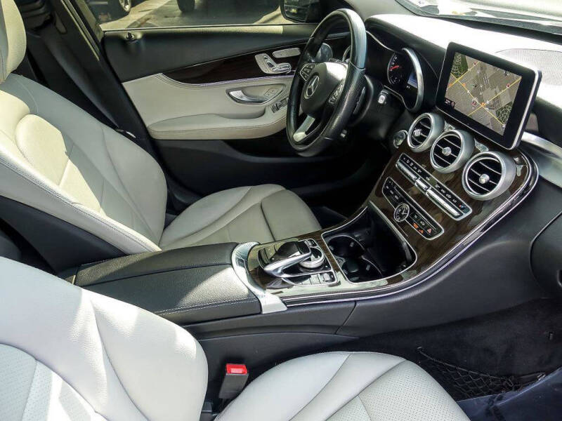 2016 Mercedes-Benz C-Class