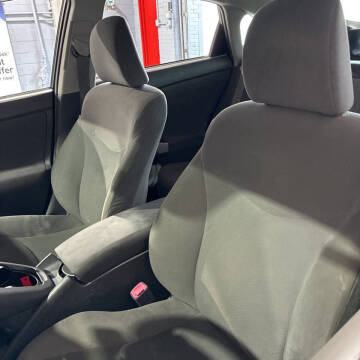 2011 Toyota Prius Three
