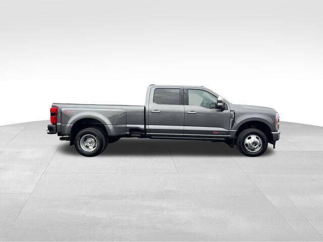 2023 Ford F-350 Super Duty Platinum