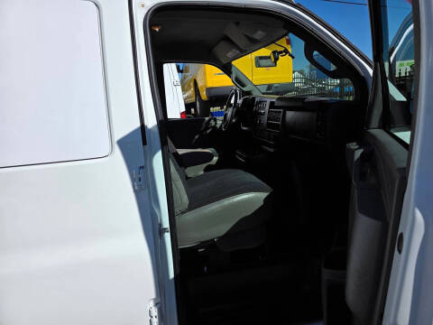 2021 Chevrolet Express 2500