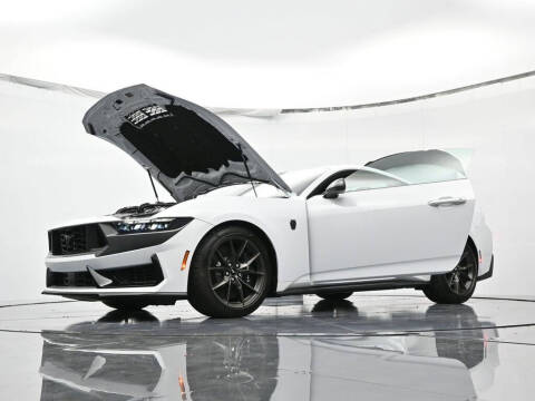 2025 Ford Mustang Dark Horse