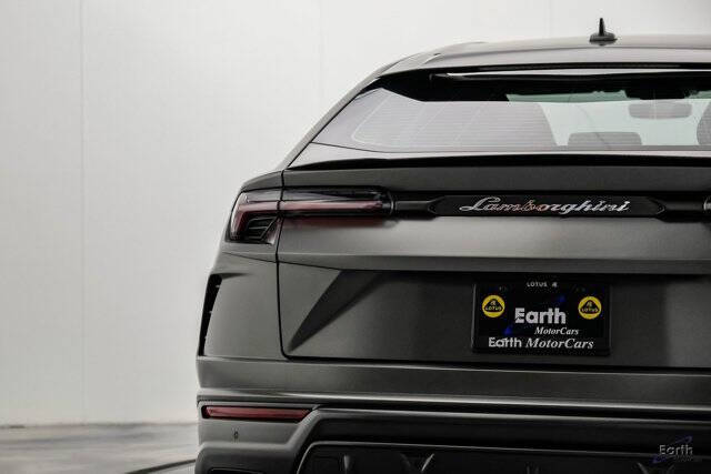 2022 Lamborghini Urus