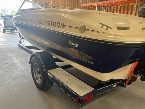 2002 Glastron GX185