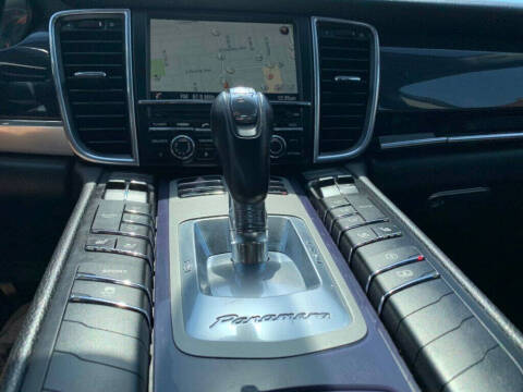 2015 Porsche Panamera