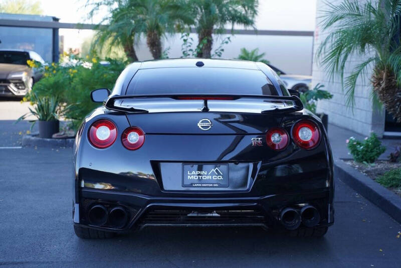 2017 Nissan GT-R Premium
