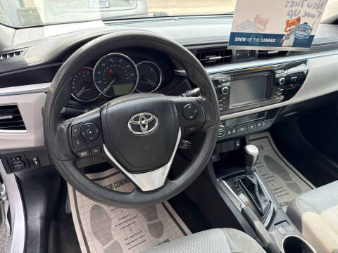 2016 Toyota Corolla LE