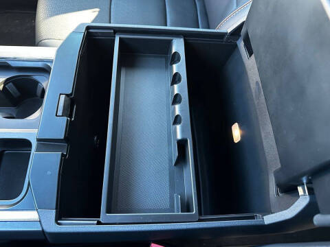 2025 Ford F-350 Super Duty Lariat