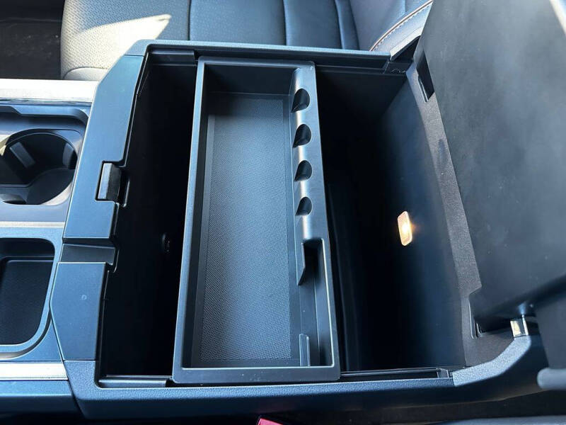 2025 Ford F-350 Super Duty Lariat