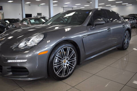 2016 Porsche Panamera Edition